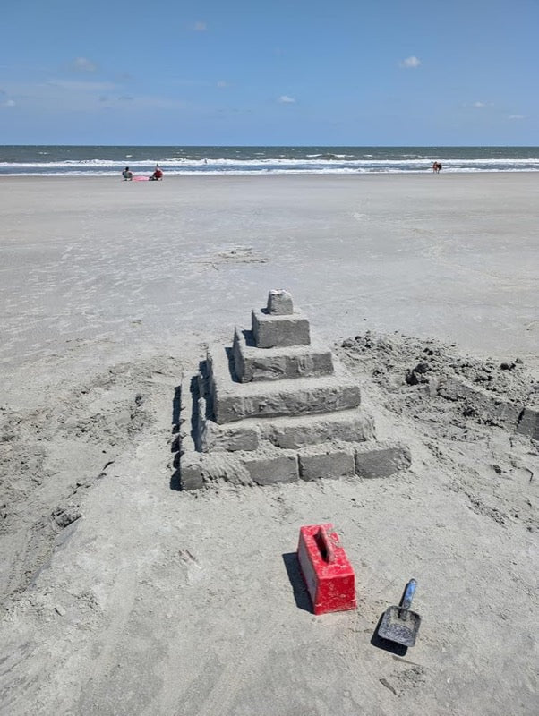 Stepped pyramid sandcastle