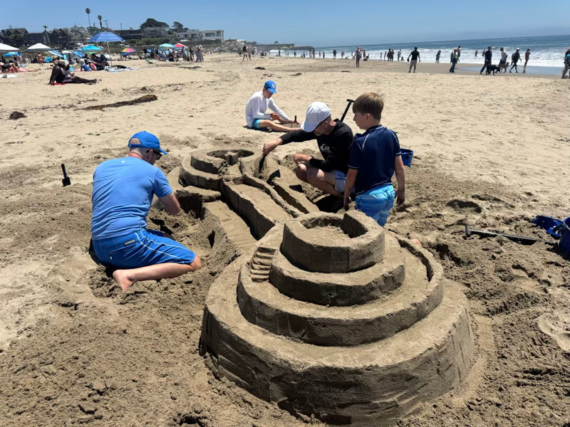 Independence Day sandcastle in Santa Cruz